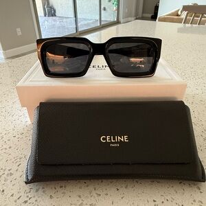 Celine Three dots rectangle sunglasses 🕶️